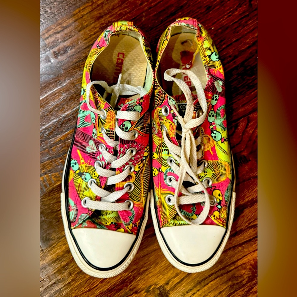 Limited Edition, Converse Chuck Taylor Doodle Print Shoes | Womens 9 | Mens 7